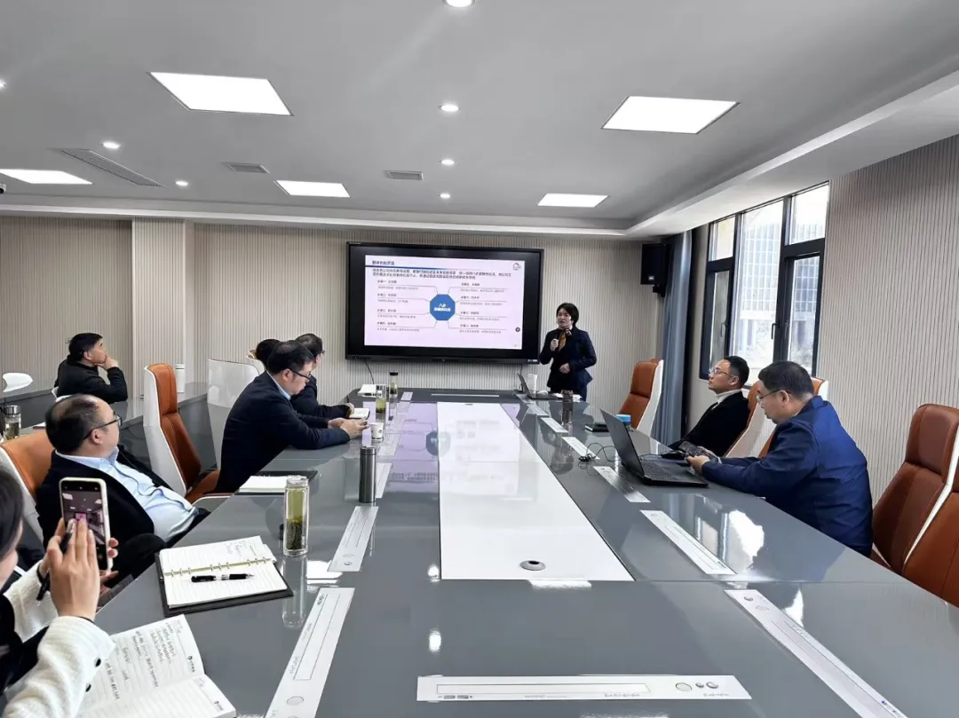 思践悟携手长阳城发 组织与薪酬优化方案汇报会圆满完成
